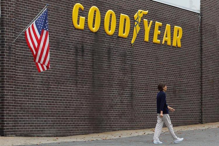 Goodyear сократила объемы продаж