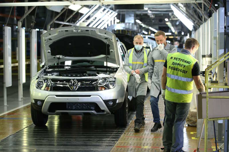 «АвтоВАЗ» прокомментировал уход концерна Renault авторынка РФ